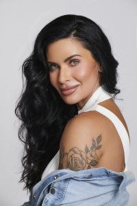 Mona_00007_083046_Original